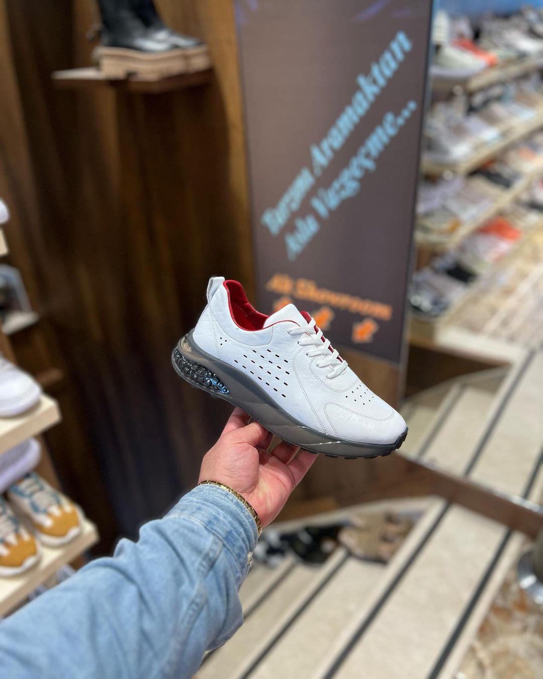 Nueva colección de zapatos deportivos hechos a mano de cuero genuino para hombre