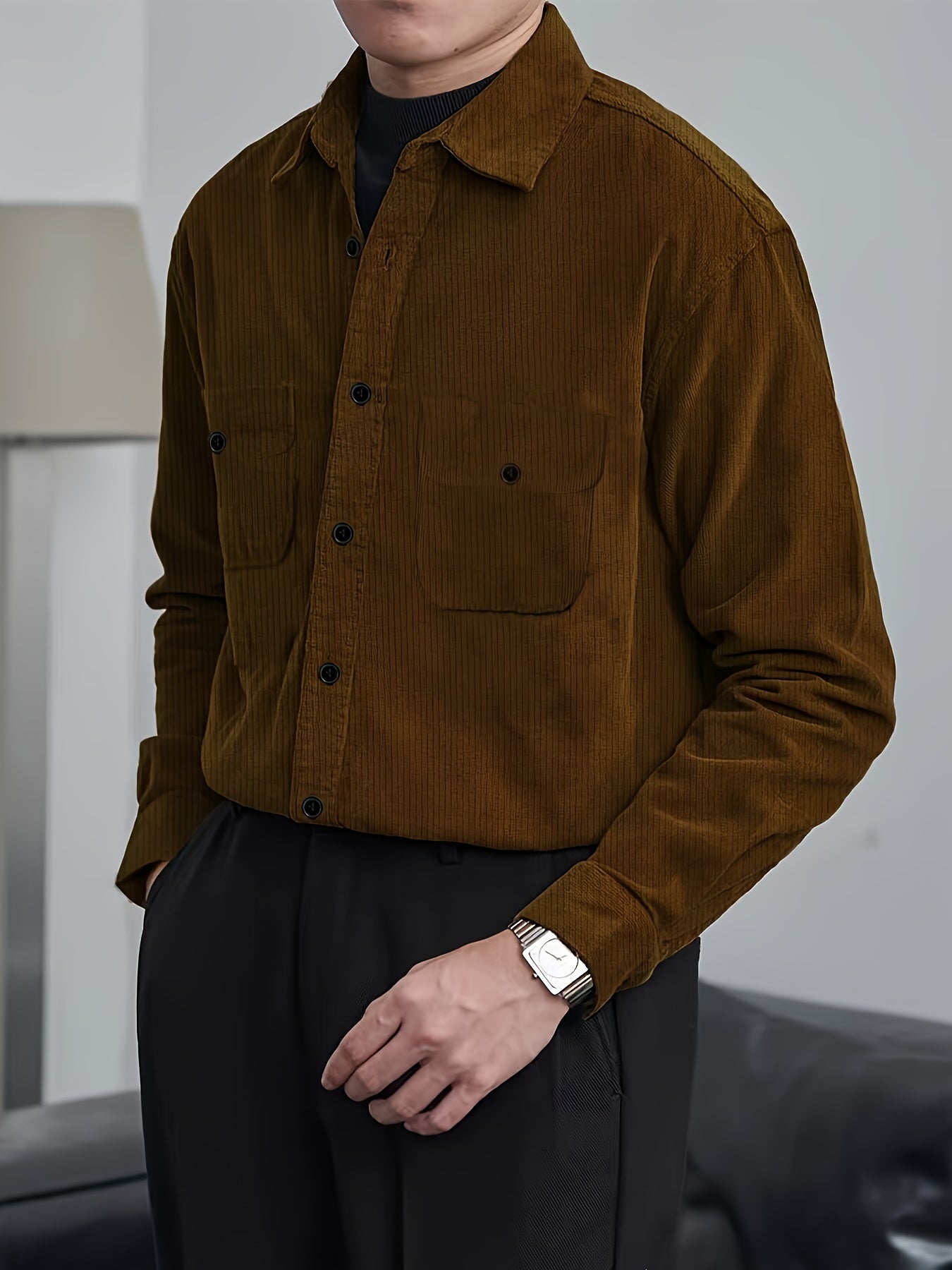 Chemise en velours côtelé uni pour homme, chemise à manches longues avec col à revers et poches poitrine à rabat, mode printemps et automne pour homme
