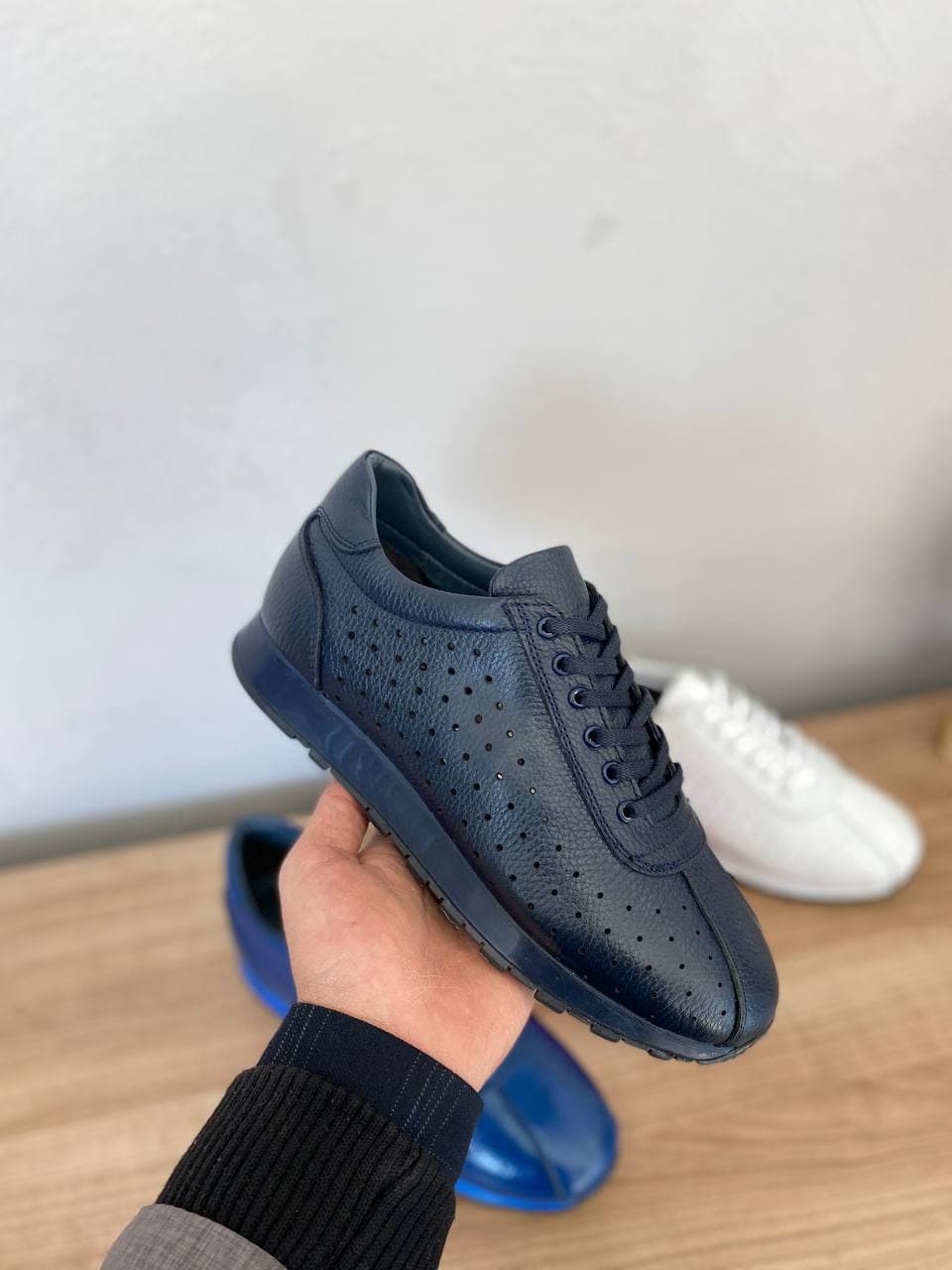 Zapatos ortopédicos completos de cuero genuino para hombres, con orificios para el aire y ultraligeros