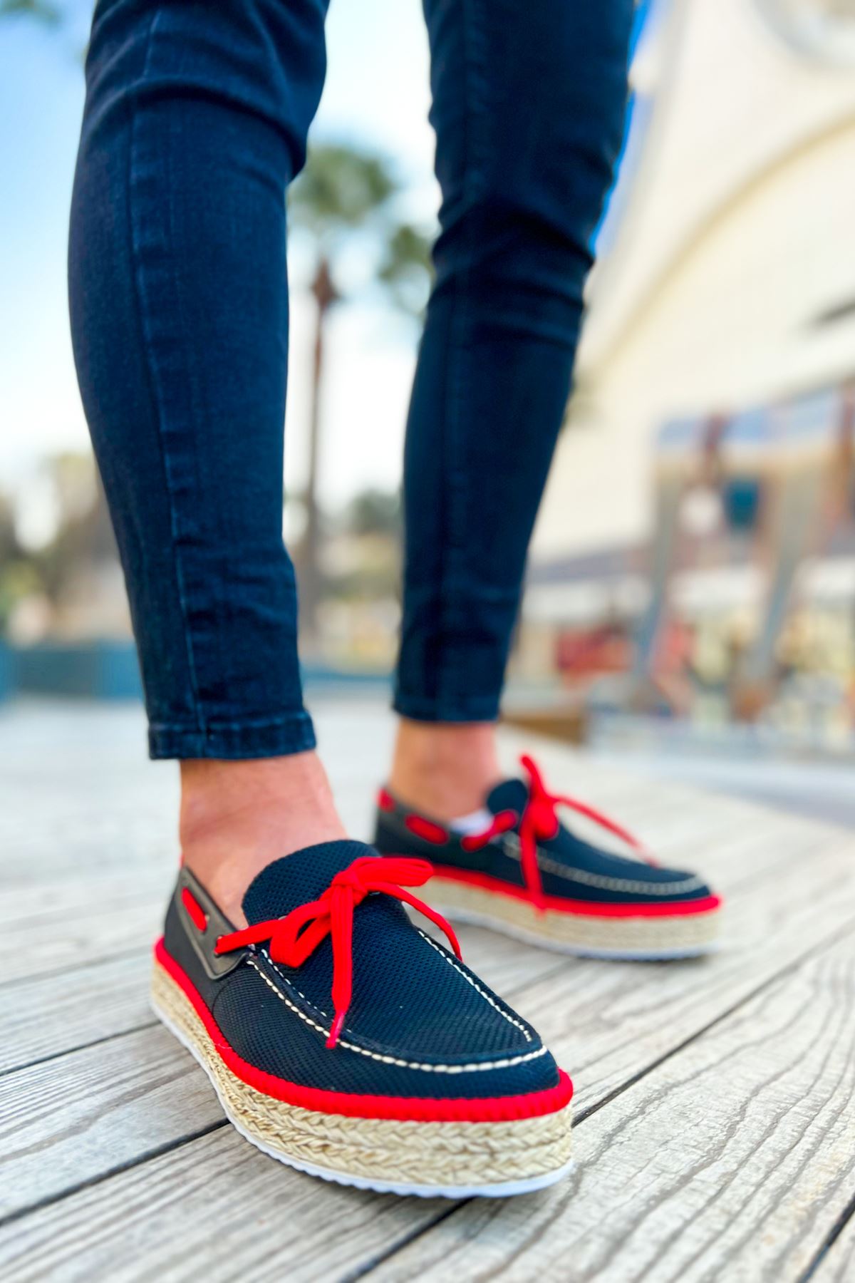 https://cdn.shopify.com/s/files/1/0721/4032/5144/files/0006819_ch311-espadril-erkek-ayakkabi-siyah-kirmizi.jpg?v=1762445213
