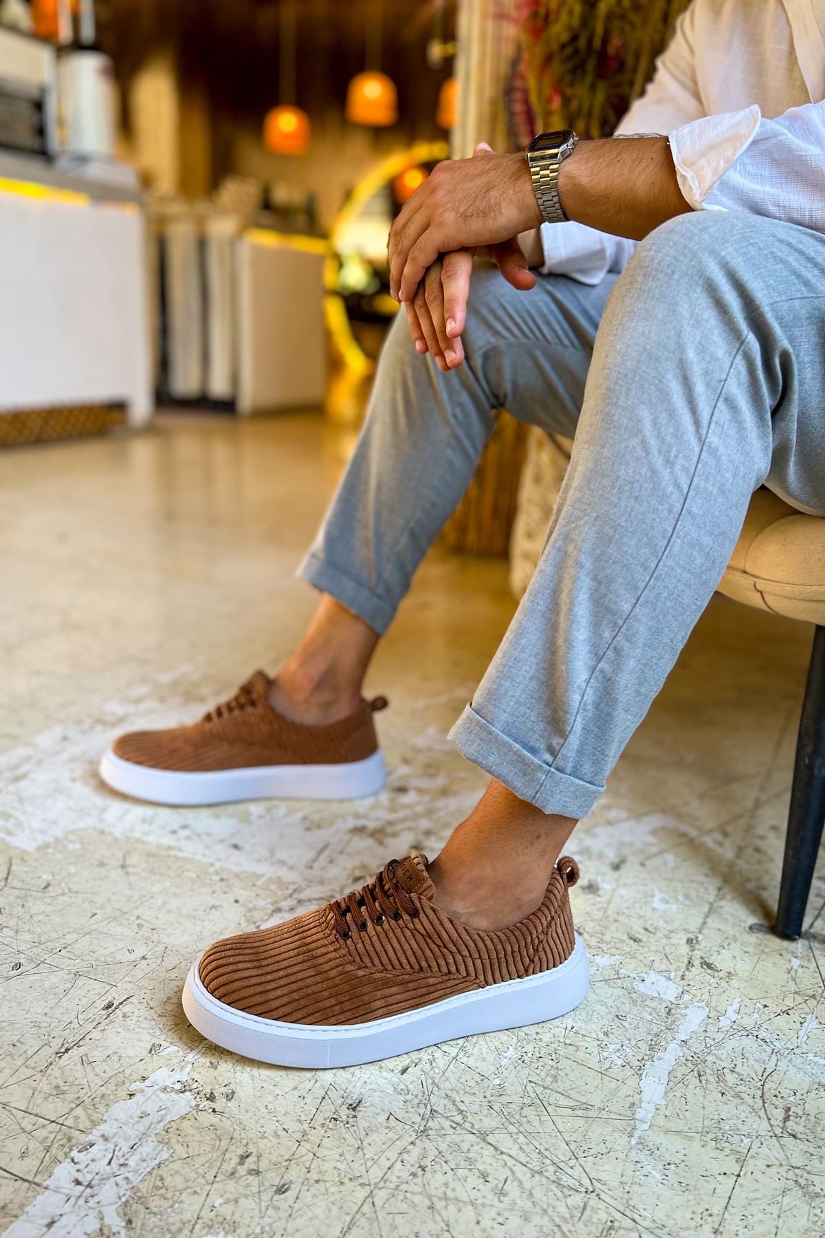 https://cdn.shopify.com/s/files/1/0721/4032/5144/files/0008170_ch173-cbt-velluto-erkek-ayakkabi-taba.jpg?v=1762443696