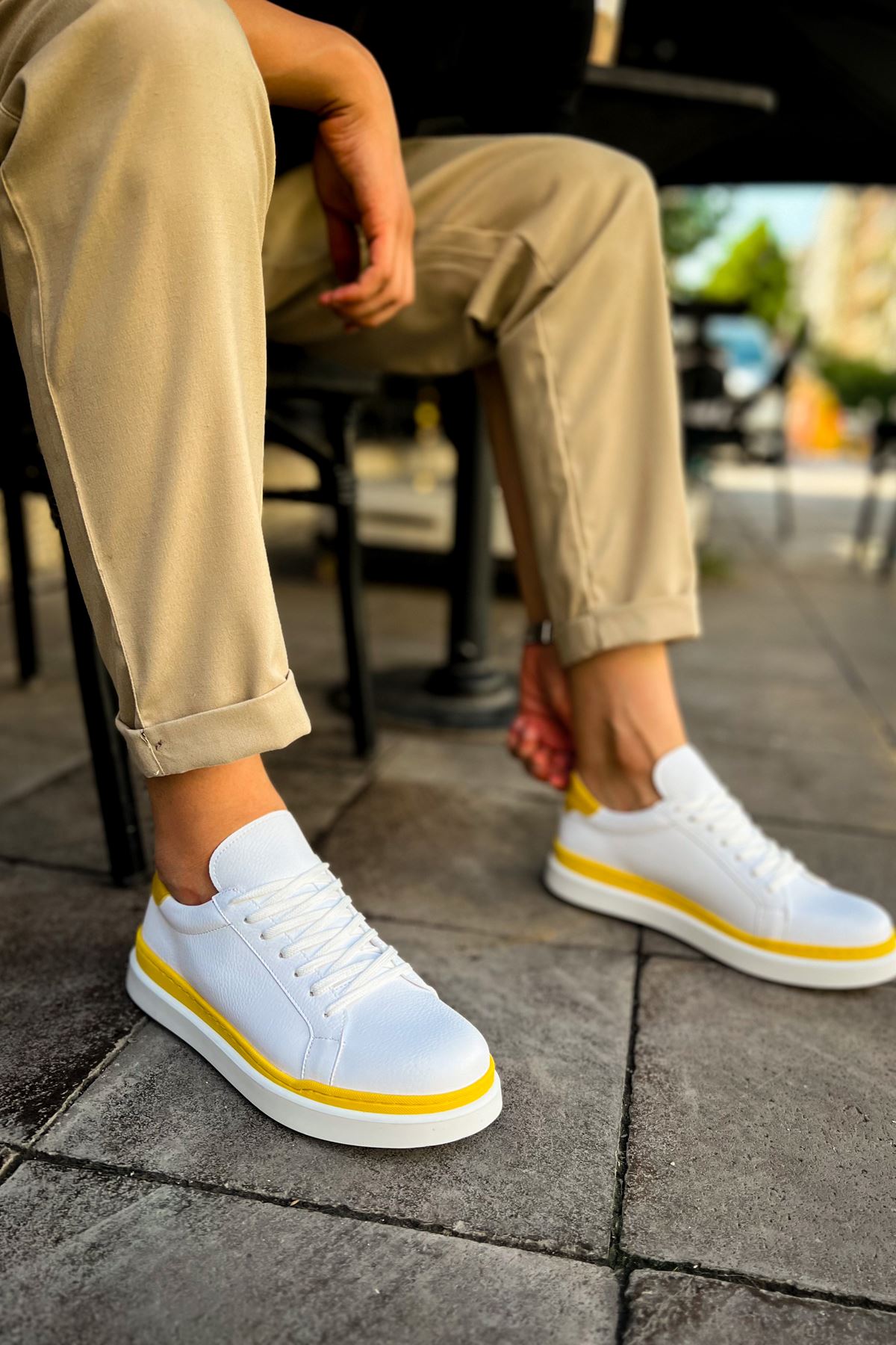 https://cdn.shopify.com/s/files/1/0721/4032/5144/files/0008406_ch979-santoni-gbt-spor-erkek-ayakkabi-beyazsari.jpg?v=1762445388
