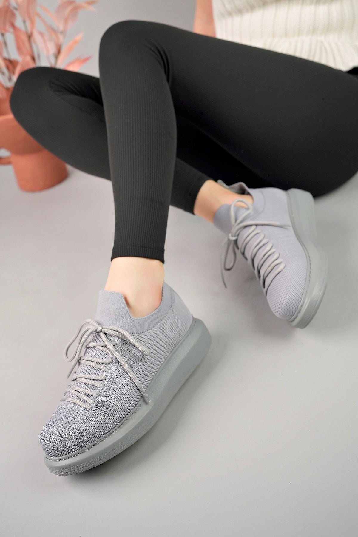 https://cdn.shopify.com/s/files/1/0721/4032/5144/files/0010691_ch307-rt-tricot-erkek-ayakkabi-antrasit.jpg?v=1762445141