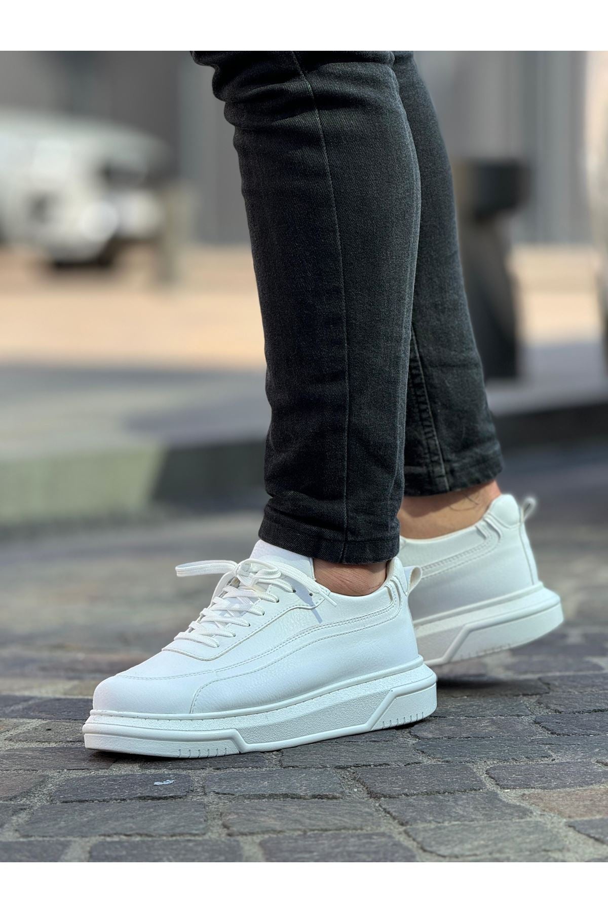 https://cdn.shopify.com/s/files/1/0721/4032/5144/files/0011476_ch987-cbt-erkek-ayakkabi-beyaz.jpg?v=1762445442