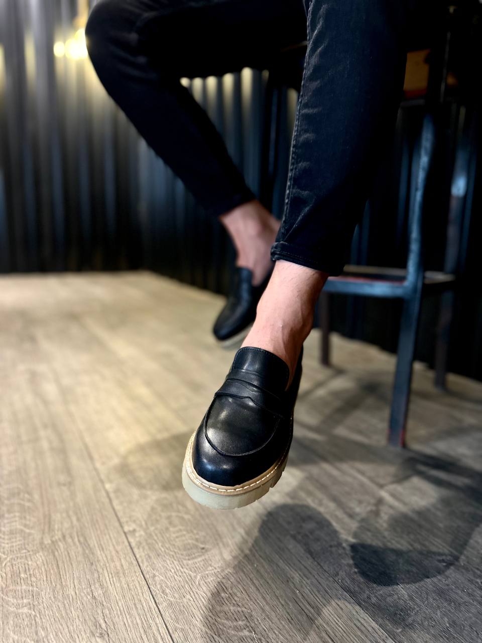 Chaussures pour hommes spéciales et personnalisées, toujours de qualité ultra légère