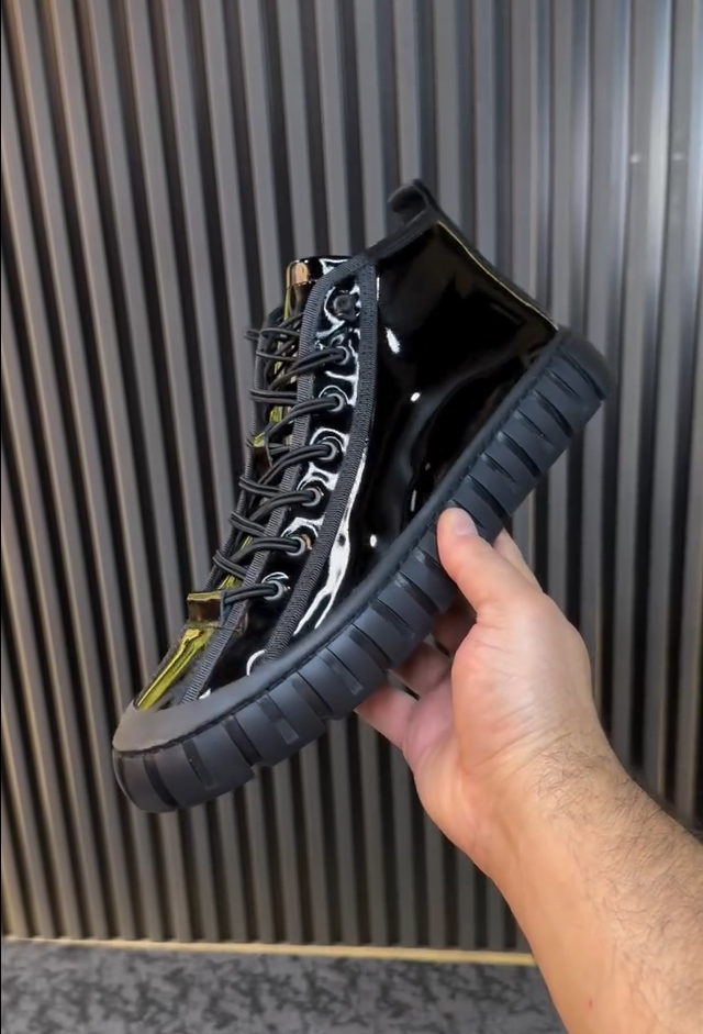 Zapatos de cuero para hombre de nueva creación