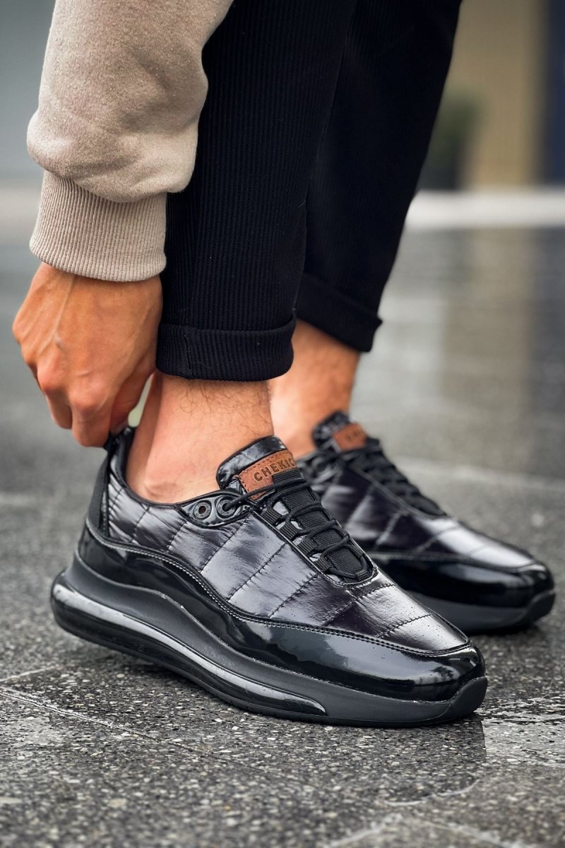 https://cdn.shopify.com/s/files/1/0721/4032/5144/files/ch179-rst-sporty-runner-erkek-ayakkabi-siyah-chekichcom-7624596.jpg?v=1762499593