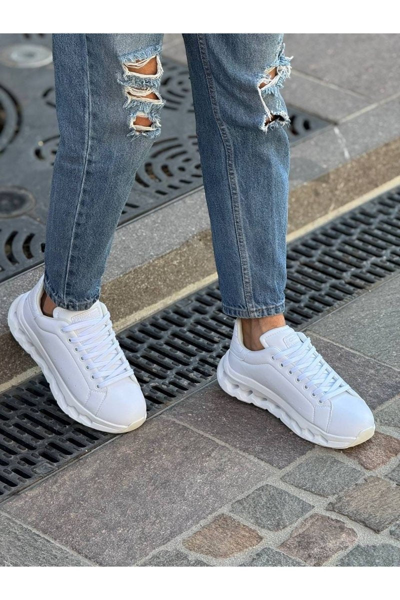 https://cdn.shopify.com/s/files/1/0721/4032/5144/files/ch2533-bt-erkek-ayakkabi-beyaz-chekichcom-3056863.jpg?v=1762499398