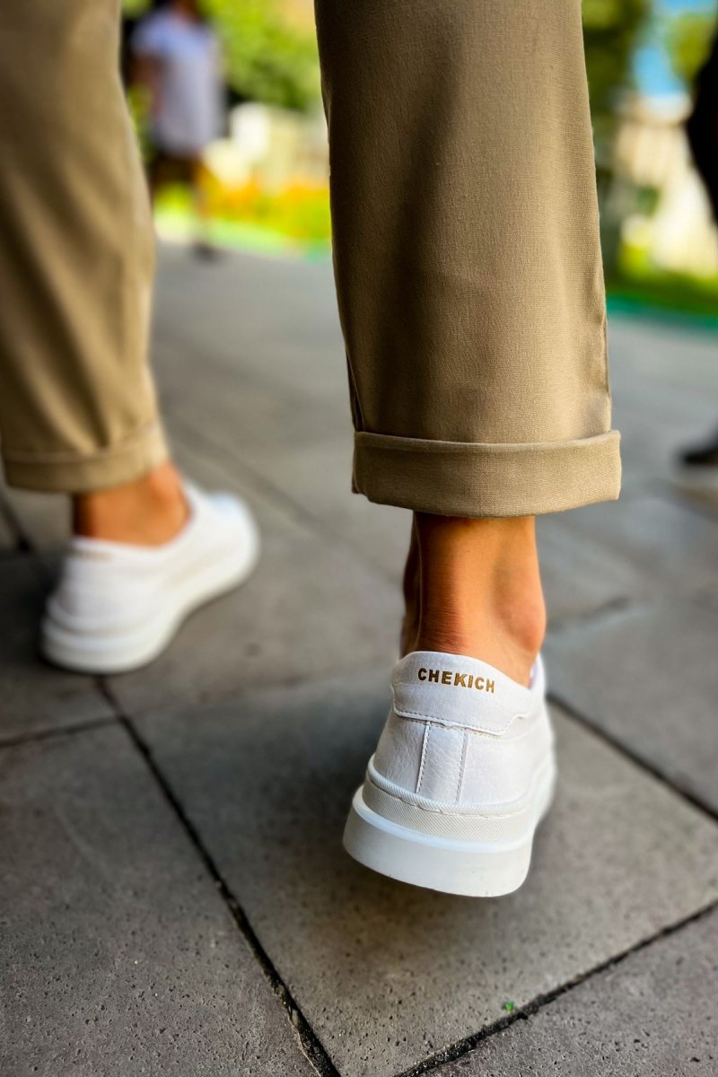 https://cdn.shopify.com/s/files/1/0721/4032/5144/files/ch979-santoni-crt-spor-erkek-ayakkabi-beyaz-chekichcom-2038002.jpg?v=1762499166