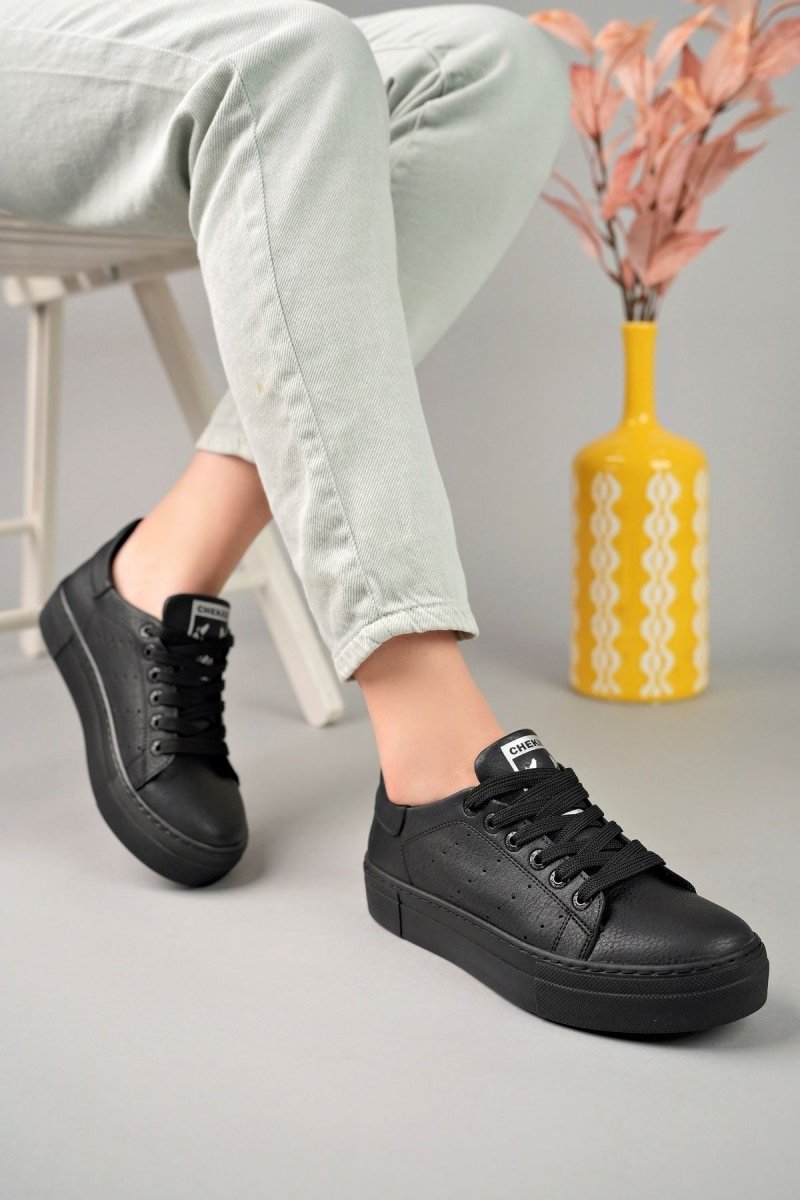 https://cdn.shopify.com/s/files/1/0721/4032/5144/files/ch983-cst-tennis-erkek-ayakkabi-siyah-chekichcom-9798504.jpg?v=1762499091