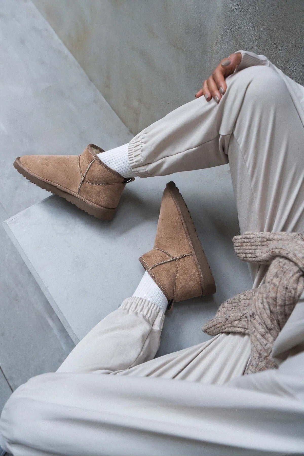 Elevate Your Style with Fur-Lined Boots