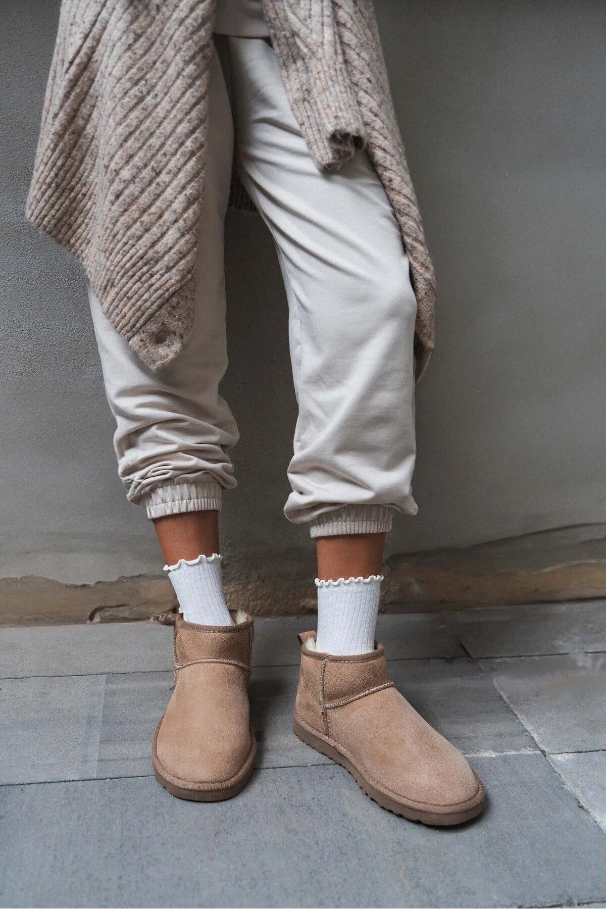 Elevate Your Style with Fur-Lined Boots