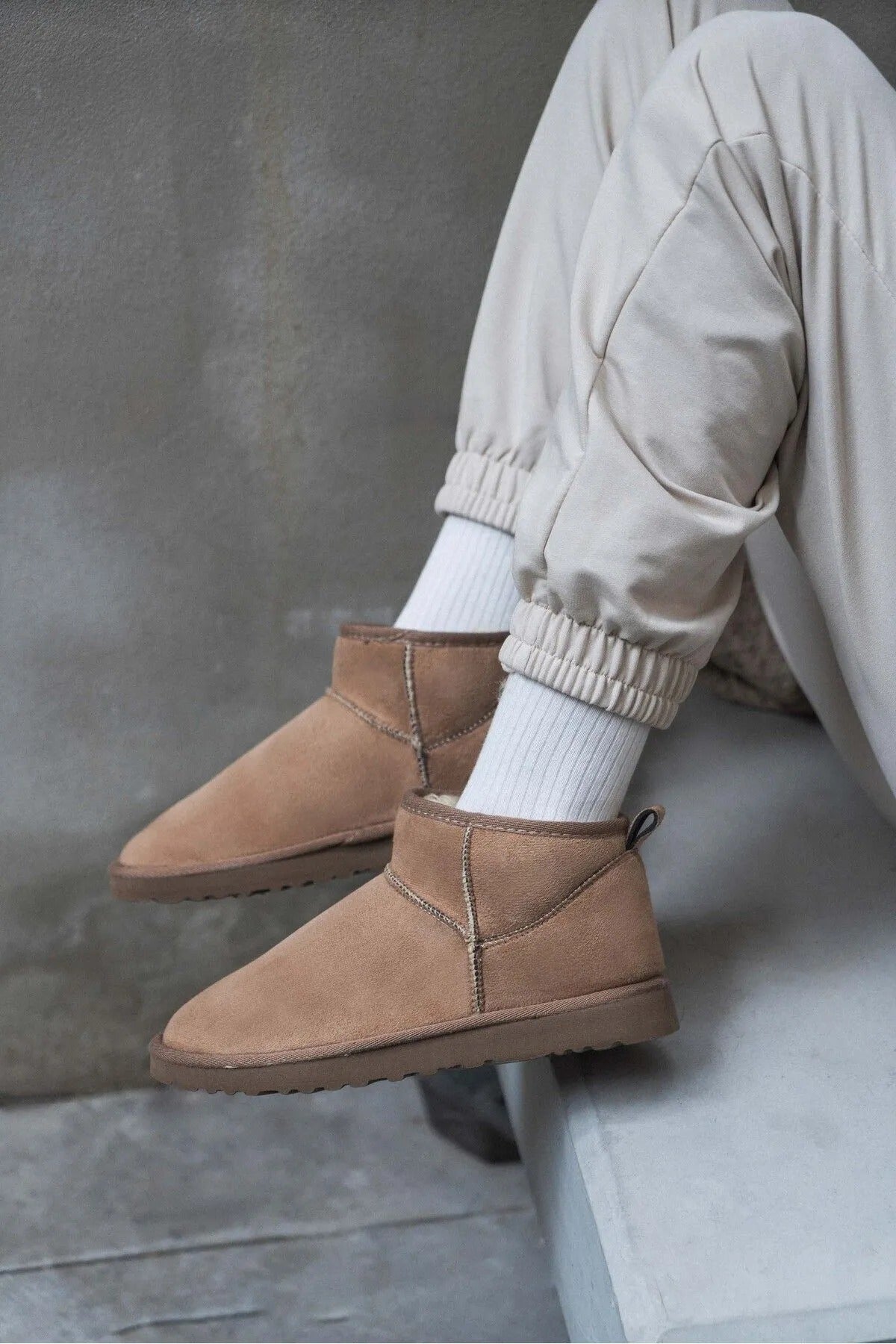 Elevate Your Style with Fur-Lined Boots