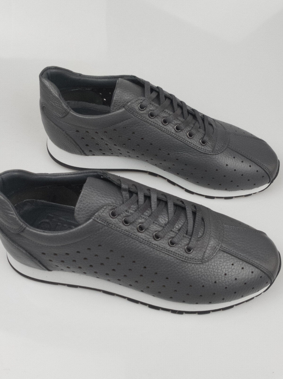 Zapatillas de deporte de piel auténtica para hombre, de color gris, para verano, modelo Legend, cómodas y modernas
