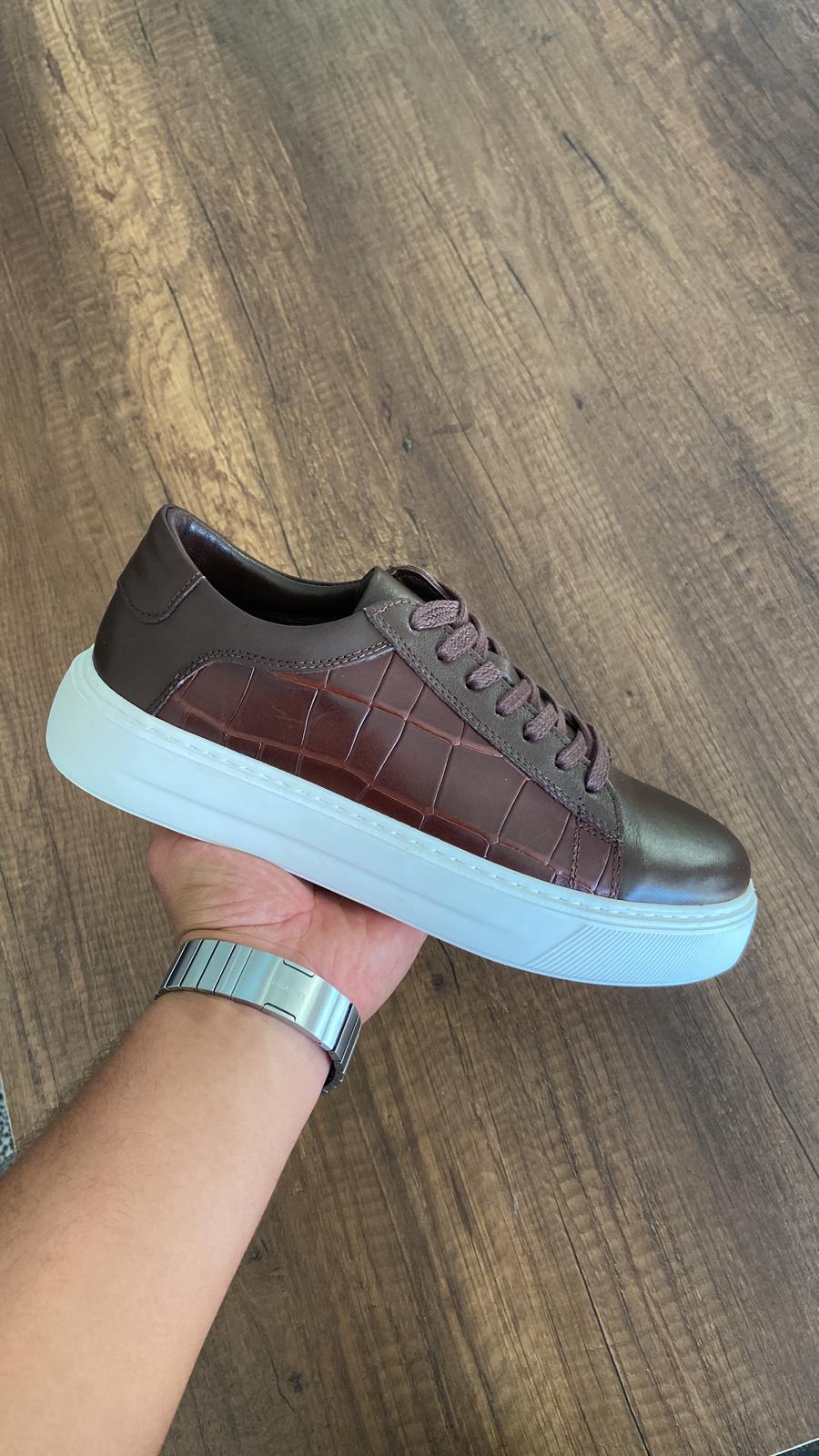 Baskets en cuir véritable faites à la main pour hommes