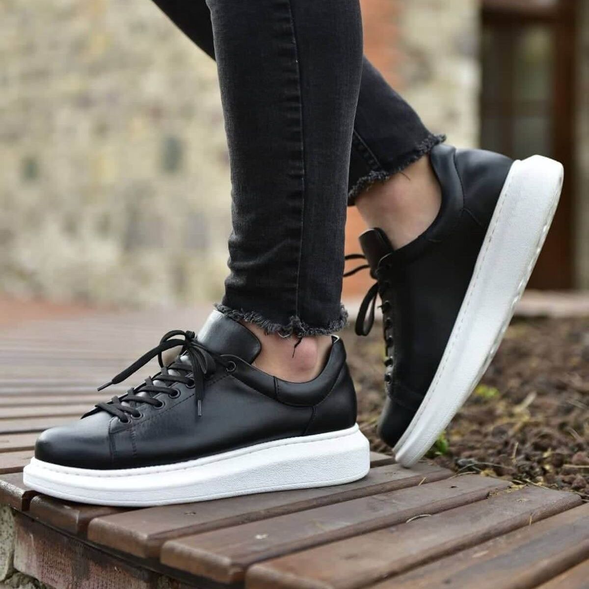 Chekich Sneakers CH257