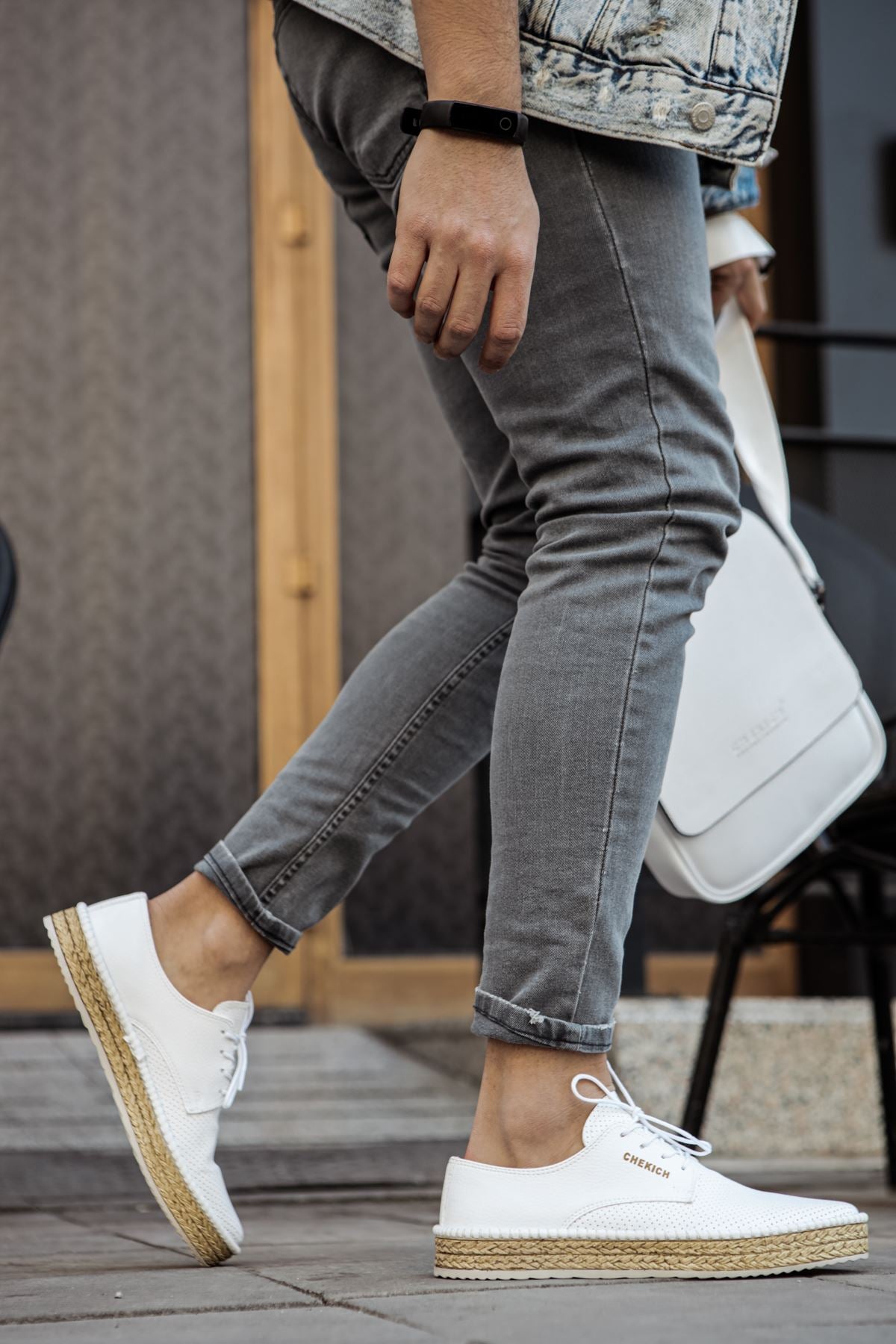 Chaussures classiques pour hommes Chekich couleur marron cuir artificiel saison d'été semelle en osier décontractée