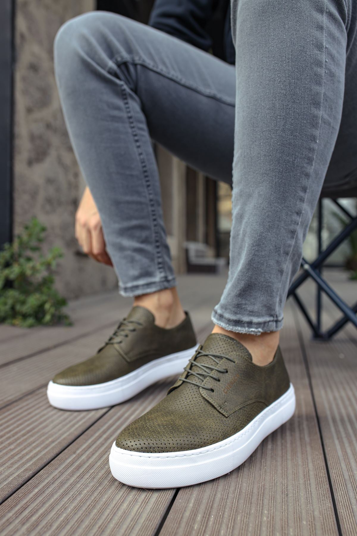 Chekich Homme CH061