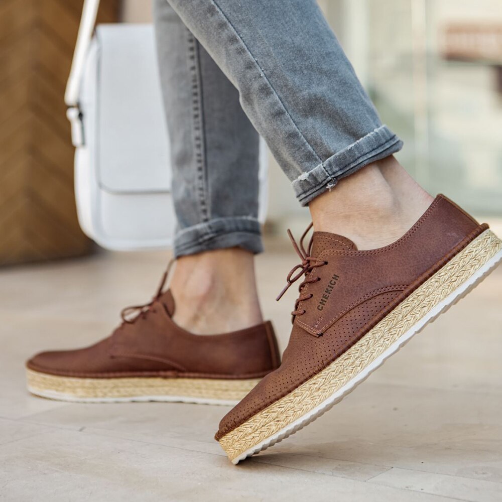 Chaussures classiques pour hommes Chekich couleur marron cuir artificiel saison d'été semelle en osier décontractée
