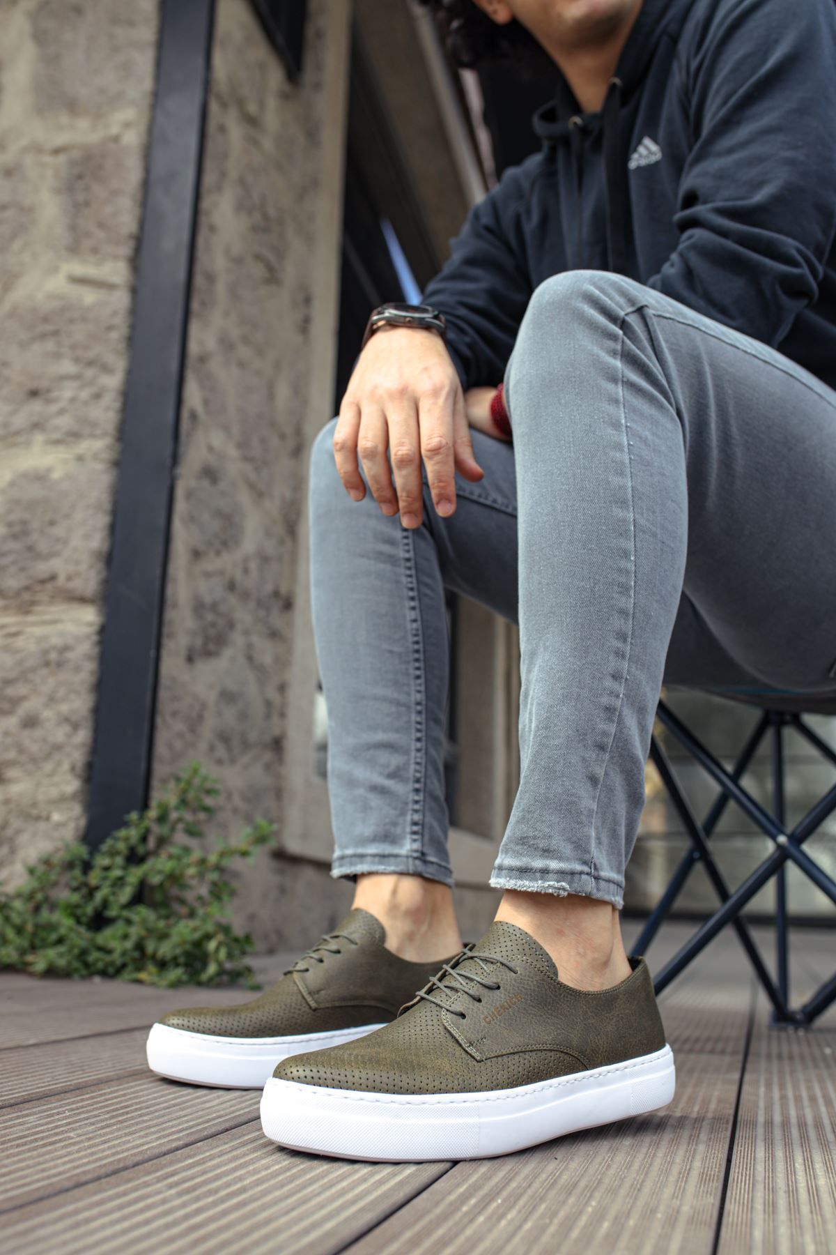 Chekich Homme CH061